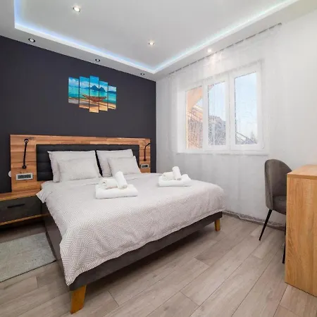 Apartment Vega Lux *