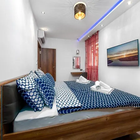 Vega Lux Apartment Jadranovo
