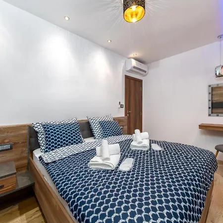 Vega Lux Jadranovo