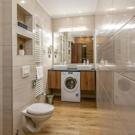Vega Lux Apartment *